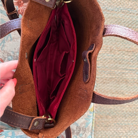 Portland Leather Mini Tote Bag with Crossbody Strap - Picture 7 of 8